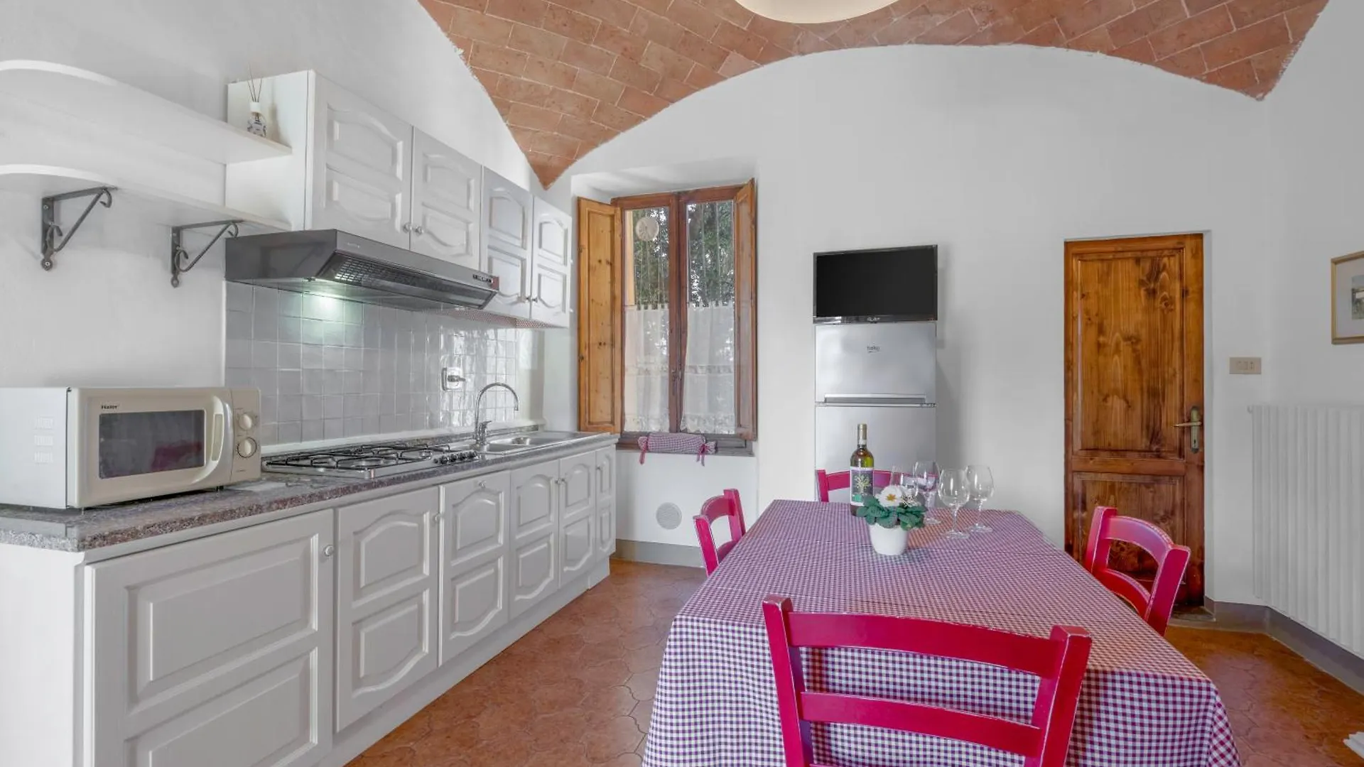 Agriturismo L' Agresto Casole dʼElsa Italia