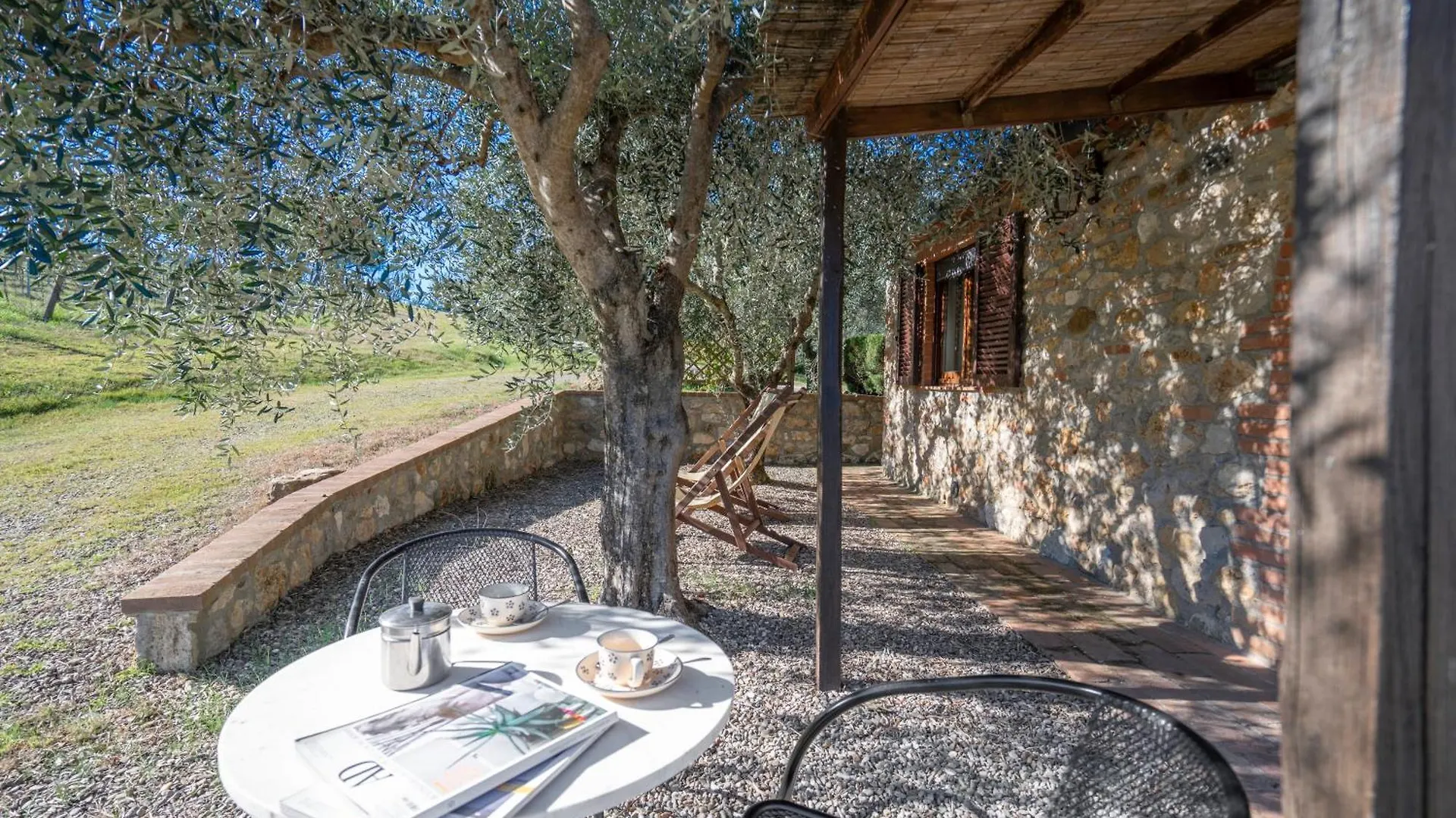 Agriturismo L' Agresto Casole dʼElsa 0*,  Italia