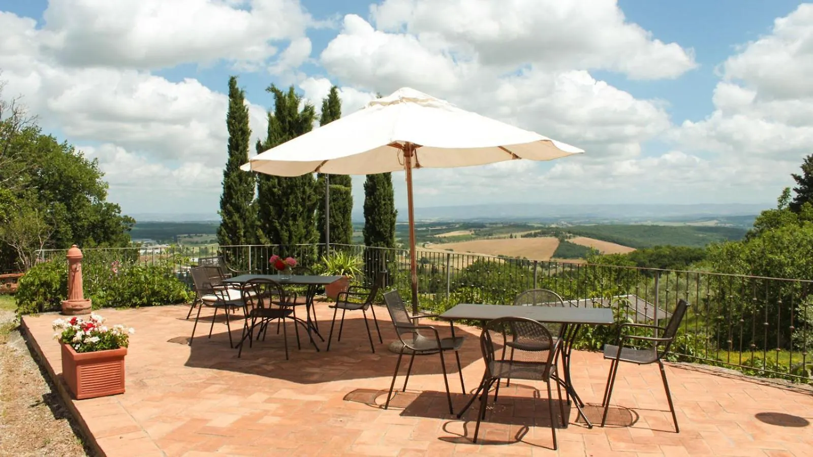 Agriturismo L' Agresto Casole dʼElsa 0*,